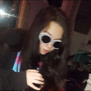 Meet your Posher, Annabelle